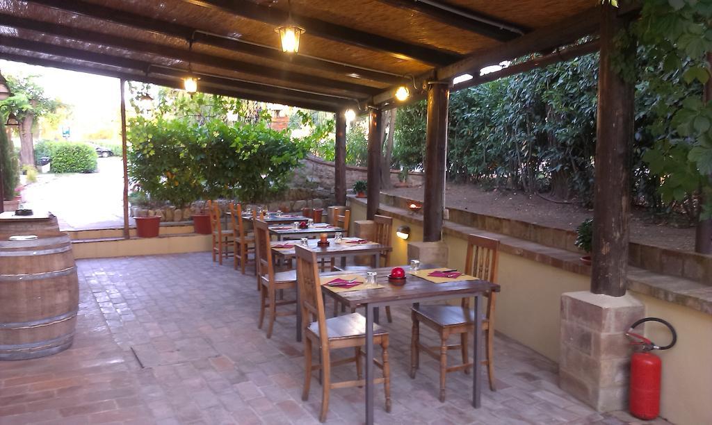 La Locanda Della Ribollita คิอูซี ภายนอก รูปภาพ